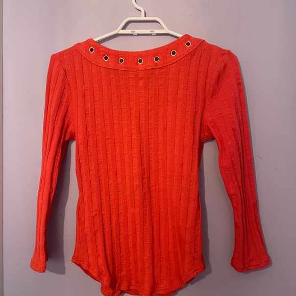 - Free People 'ice Cold Lace Up' Grommet Ribbed Top - Picture 9 of 10